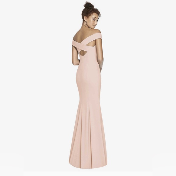 New Dessy OFF THE SHOULDER CRISS CROSS BACK TRUMPET GOWN IN CAMEO Size 12R - Picture 3 of 5